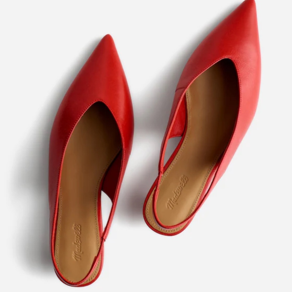 The simone kitten heel slingback pumps in leather